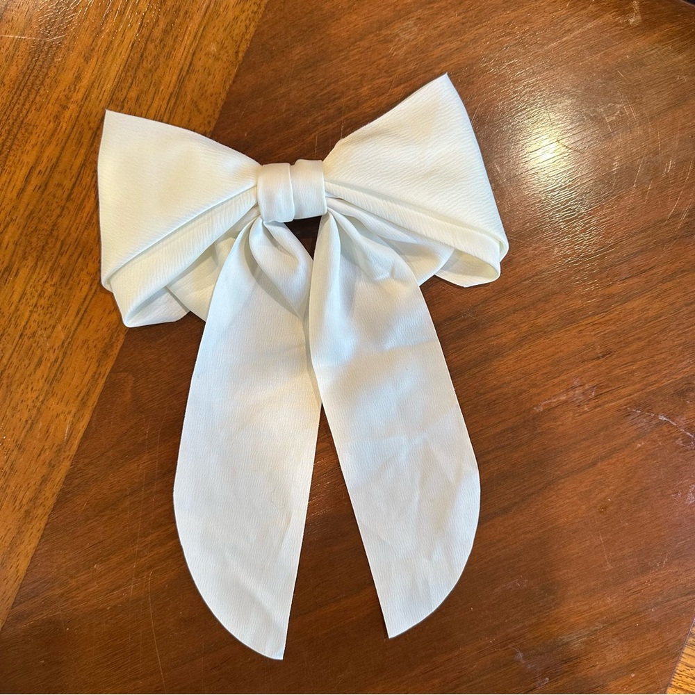 Large Elegant White Bow Hair Clip